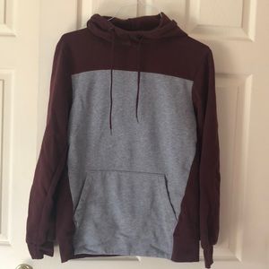 Never worn, w/o tags - perfect condition